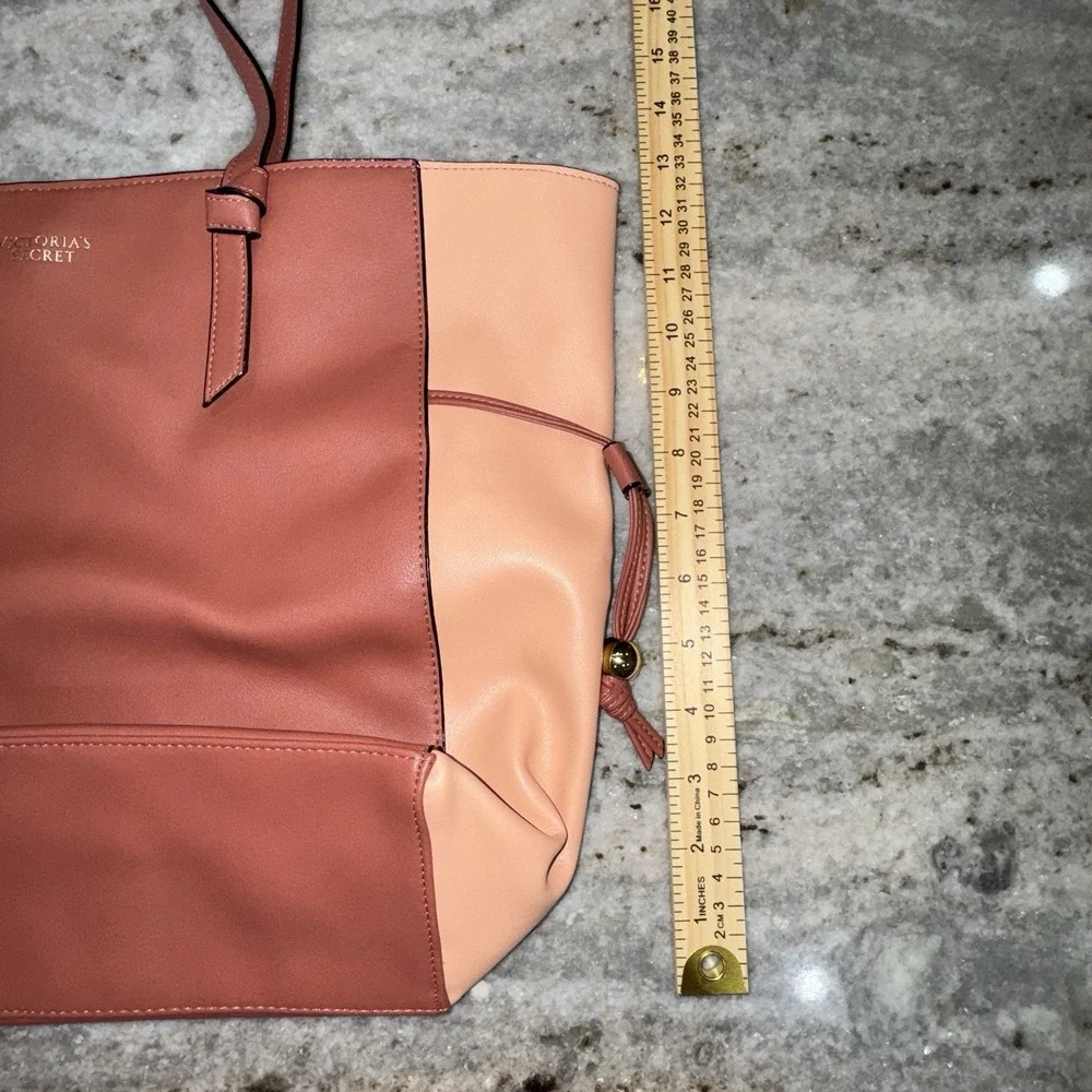 Victoria's Secret Bare Rose Peach Colorblock Faux Leather Large Cinch‎ Tote Bag